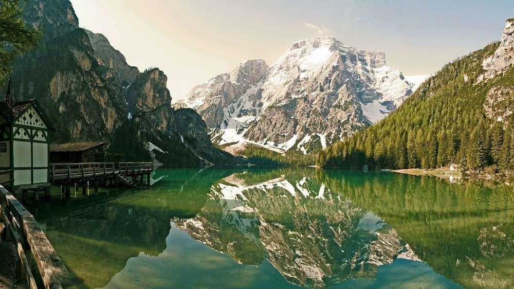 Hotel Trenker Braies  Ngoại thất bức ảnh